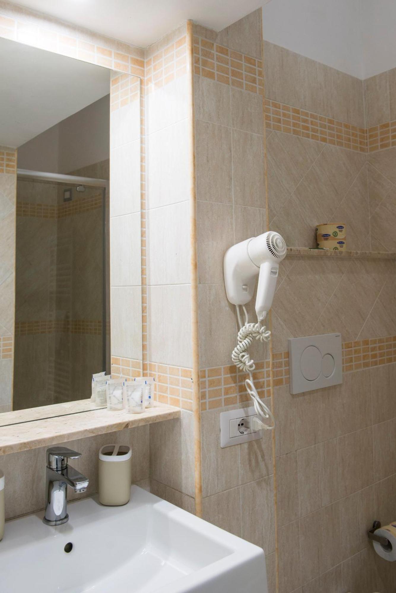 Francy Guest House Roma Ngoại thất bức ảnh